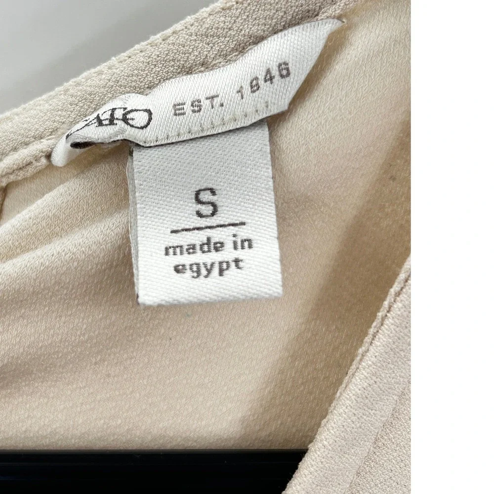 Cato cream textured